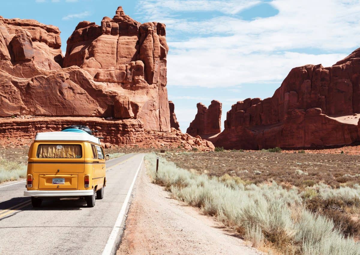 Viaje organizado para persona sola: descubre las mejores opciones para viajar en grupo